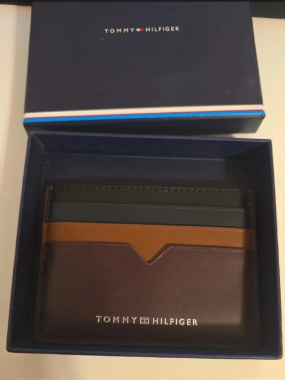 Tommy Hilfiger Brown, Tan & Dark Green Leather Card Holder